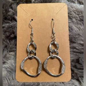 NEW Beautiful Earrings